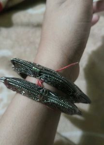 Elegant Filigree Bangle pack of 2