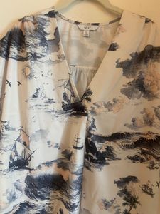 Scenic Print V-Neck Top