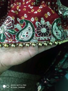 Georgette Embroidered Saree With Attached Running