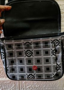 Mini Chic Crossbody Bag