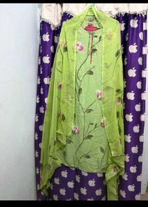 Elegant Green Floral Kurta Set with Dupatta