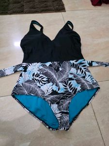 Stylish Tropical Print One-Piece Swimsuit