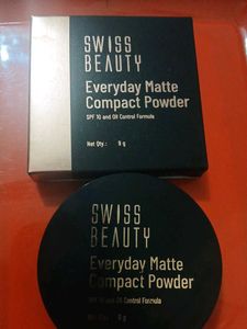 Swiss Beauty Everyday Matte Compact Powder