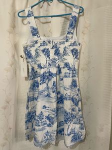 Mini dress