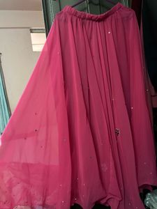 Chic Pink Maxi Skirt with Floral Embellishments