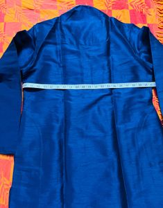 Manyavar Men's Royal Blue Kurta