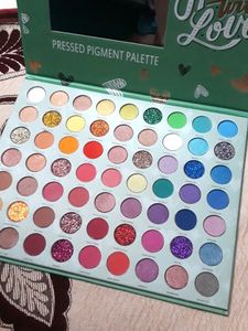 Hated with Love Pressed pigment Palette