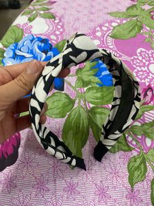 Stylish Black and White Headband