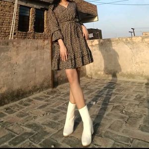 wrap dress knee length