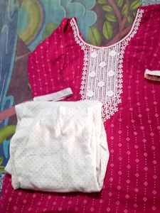 Pink Embellished Kurta