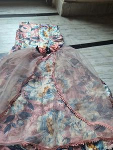 Beautiful Floral Print Maxi Dress