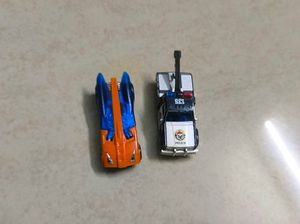 Set of 2 Cars