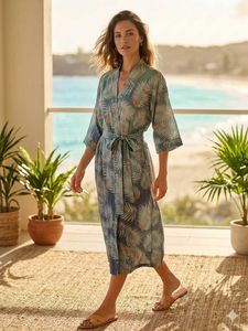 Tropical Print Robe