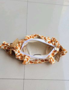 Cute Giraffe Pouch Bag