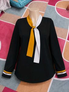 Chic Colorblock Tie Neck Top