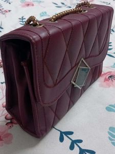 Quilted Chain Sling Bag