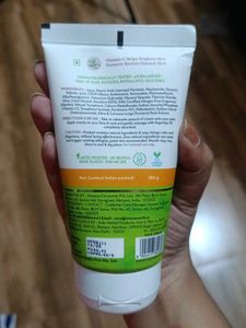 Mamaearth Vitamin C Daily Glow Face Cream