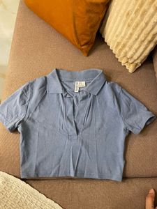 H&amp;M Blue Collared Cropped T-Shirt