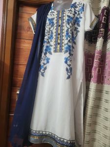 Pretty Embroidery Work Kurti With Dupatta