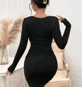 Elegant Black bodycon (wore once on birthday)