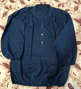 Stylish Navy Blue Collared Top