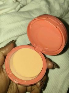 Huda Beauty Pressed Powder