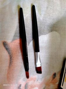 Combo of black and brown gel eyeliner,gel eyebrow