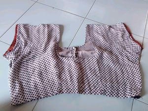 "Discount Offer"Printed Saree With Blouse