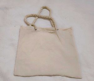 Very Amazing N Beautiful Tote Bag