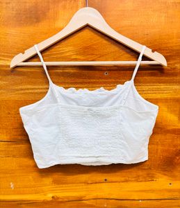 H&amp;M White Ruffled Crop Top