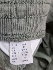 Set Of 2 Kids Bottomwear