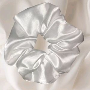 White Scrunchie 15