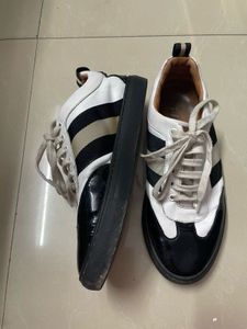 Stylish Men's Casual Sneakers