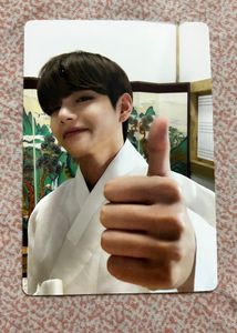 BTS V SELFIE OFFICIAL PHOTOCARD