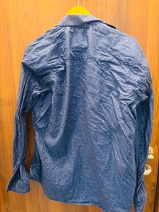 Men's Blue Dotted Casual Shirt