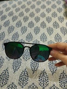 Four Regular Sunglasses in Good Condition