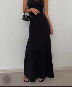 Elegant Black Maxi Dress