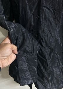 Chic Black Textured Button-Up Shirt