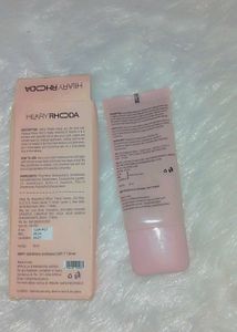 Hilary Rhoda Blur Primer