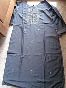 Elegant Embroidered Kurta for Women