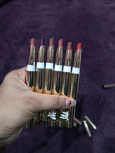 Myglamm Ultimate Long Stay Matte Lipstick