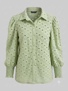 ✨Light Green Eyelet Puff Sleeve Shirt🤩