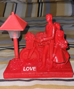Brand New Archies Couple Showpiece Red