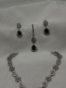 💚 Emerald Green American Diamond Jewellery Set