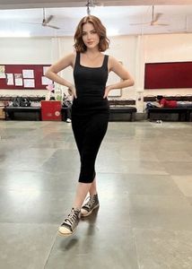 Classic Black Sleeveless Midi Dress