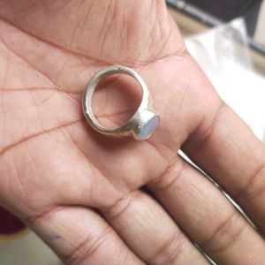 7.150 Cts. Original White Opal In Pure Silver Ring