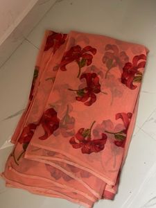 Beautiful Vintage Bollywood Floral Print Saree