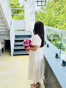 Pretty Floral Midi Dress