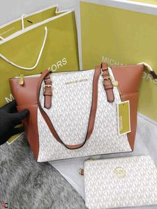 MICHAEL KORS* *CHARLOTTE TOP-ZIP LOGO TOTE BAG*