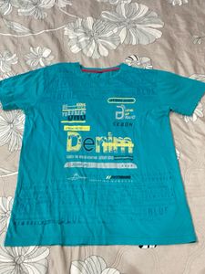 Teal Graphic Print T-Shirt
